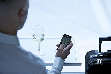 微软提高所有Xbox Series主机价格 Xbox游戏今年圣诞假涨价到80美元